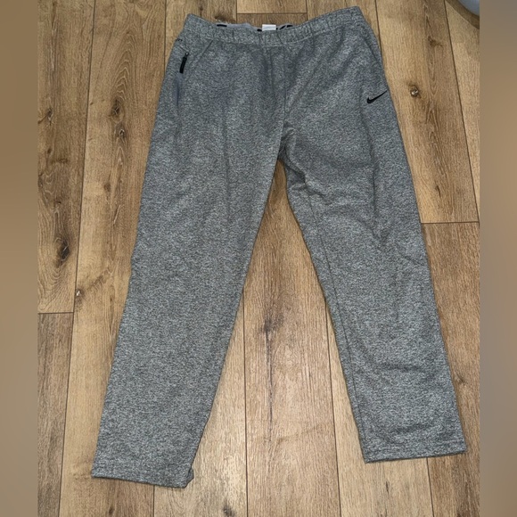 Nike Therma-Fit Men's Heathered Gray Sweatpants XXL - Picture 2 of 5